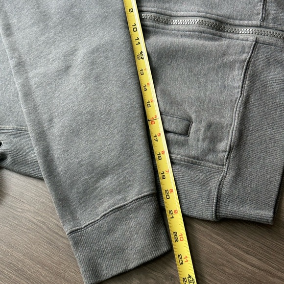 Lululemon Zip-Up Jacket - Picture 8 of 9